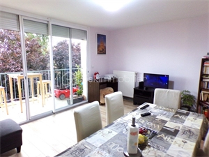 t4 à la vente -   47000  AGEN, surface 82 m2 vente t4 - UBI438384944